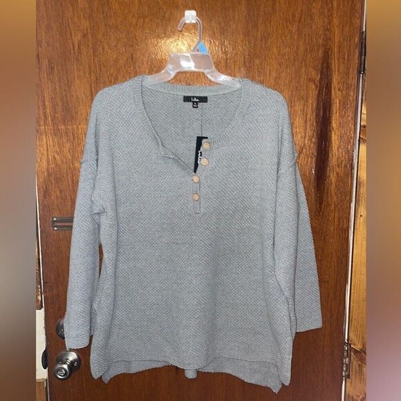 Lulus gray sweater NWOT Oversized 4 buttons size Medium thick cozy cotton blend - Picture 1 of 7